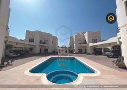 Compound - 4 bedrooms - 4 bathrooms for rent in Janabiya - Northern Governorate
