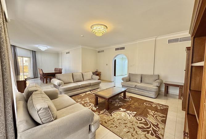 959828 - Property Image 2