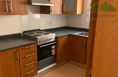 شقة - 3 غرف نوم - 2 حمامات للايجار في الجنبية - المحافظة الشمالية