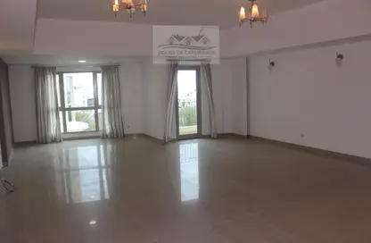 Empty Room image for: Apartment - 2 Bedrooms - 2 Bathrooms for rent in Amwaj Avenue - Amwaj Islands - Muharraq Governorate, Image 1