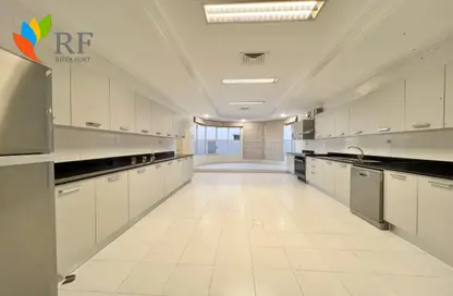 Villa - 4 Bedrooms - 5 Bathrooms for rent in Janabiya - Northern Governorate Villa - 4 Bedrooms - 5 Bathrooms for rent in Janabiya - Northern Governorate