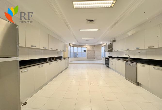 958977 - Property Image 2