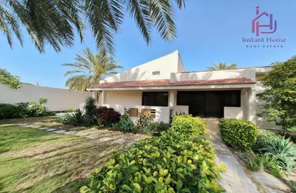 Villa - 4 Bedrooms - 5 Bathrooms for rent in Saar - Northern Governorate