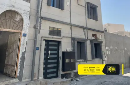 عمارة بالكامل - 8 غرف نوم - 8 حمامات للبيع في النعيم - المنامة - محافظة العاصمة