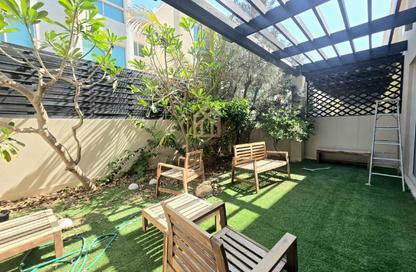 Villa - 5 Bedrooms - 5 Bathrooms for rent in Amwaj Avenue - Amwaj Islands - Muharraq Governorate