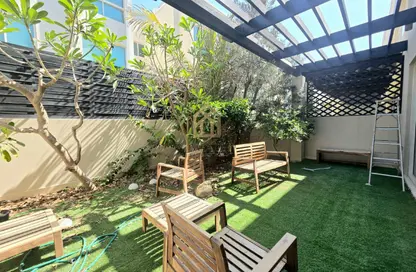 Villa - 5 Bedrooms - 5 Bathrooms for rent in Amwaj Avenue - Amwaj Islands - Muharraq Governorate