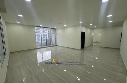 Apartment - 4 Bedrooms - 5 Bathrooms for sale in Hidd - Muharraq Governorate