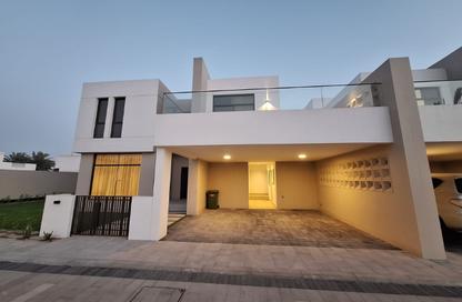 Villa - 4 Bedrooms - 5 Bathrooms for rent in Saar - Northern Governorate