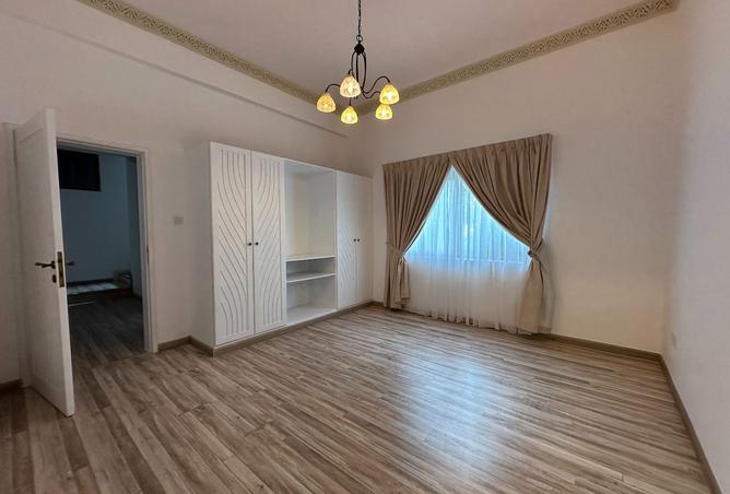 962529 - Property Image 2