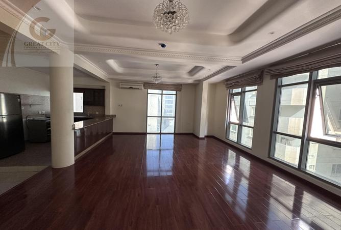 977598 - Property Main Image