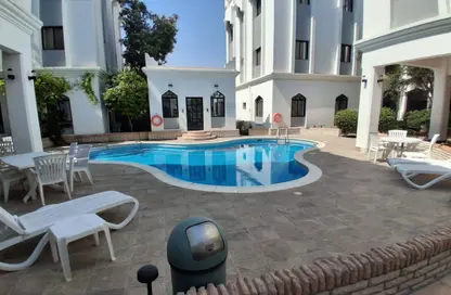 Apartment - 2 Bedrooms - 2 Bathrooms for rent in Zinj - Manama - Capital Governorate