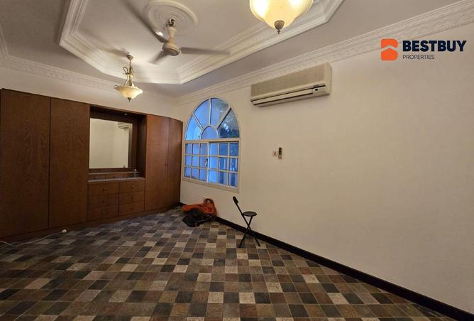 954014 - Property Image 3