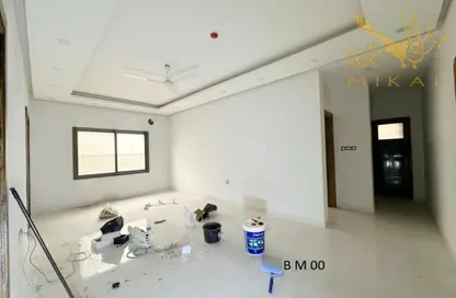 Apartment - 2 Bedrooms - 2 Bathrooms for rent in Busaiteen - Muharraq Governorate