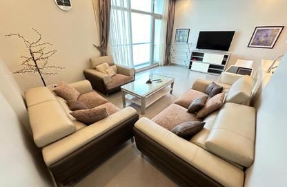 Apartment - 1 Bedroom - 2 Bathrooms for rent in Al Juffair - Capital Governorate
