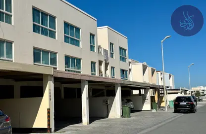 عمارة بالكامل - 8 غرف نوم - 8 حمامات للبيع في أمواج هومز - أمواج - المحرق