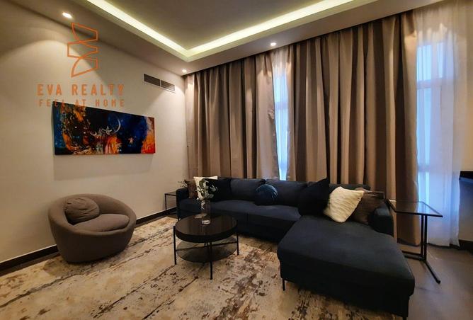 983798 - Property Image 2