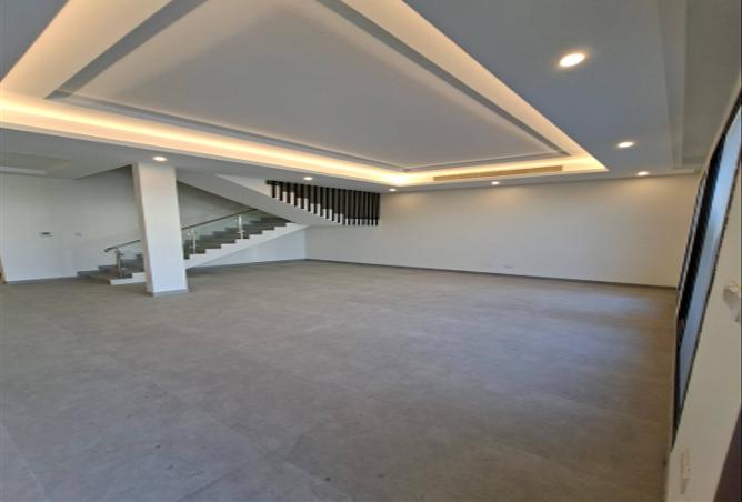 982270 - Property Main Image