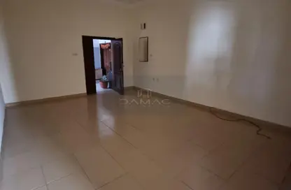 Apartment - 2 Bedrooms - 2 Bathrooms for rent in Um Al Hasam - Manama - Capital Governorate