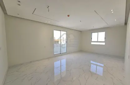 Apartment - 4 Bedrooms - 5 Bathrooms for sale in Hidd - Muharraq Governorate Apartment - 4 Bedrooms - 5 Bathrooms for sale in Hidd - Muharraq Governorate