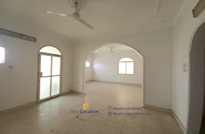 Apartment - 3 Bedrooms - 2 Bathrooms for rent in Bu Kowarah - Riffa - Southern Governorate