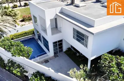 Compound - 5 Bedrooms - 4 Bathrooms for sale in Saar - Northern Governorate