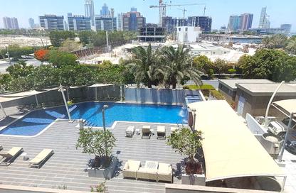 Apartment - 2 Bedrooms - 3 Bathrooms for rent in Reef Island - Capital Governorate
