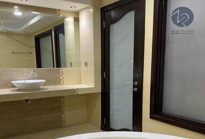 875297 - Property Image 3