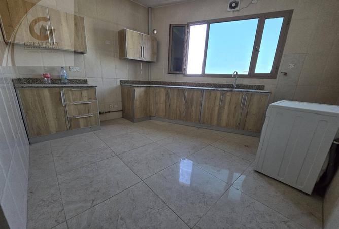 967570 - Property Image 3