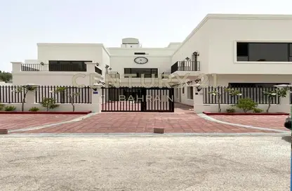 Villa - 5 Bedrooms - 6 Bathrooms for sale in Janabiya - Northern Governorate