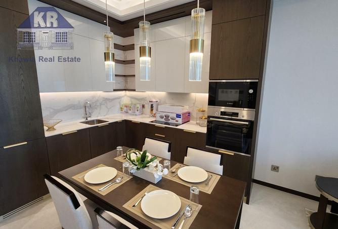 975841 - Property Image 2