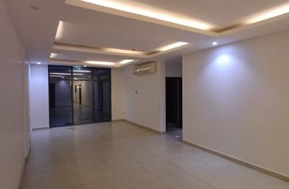Apartment - 3 Bedrooms - 4 Bathrooms for rent in Hidd - Muharraq Governorate