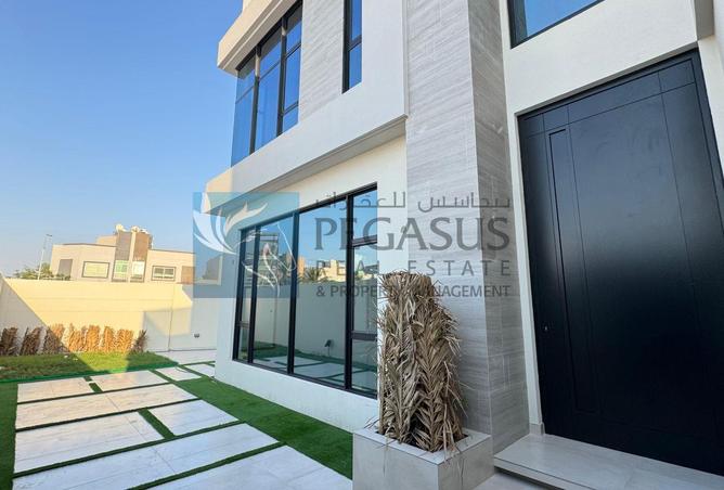 960621 - Property Image 2