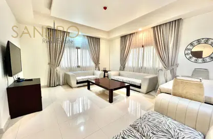 Apartment - 2 Bedrooms - 2 Bathrooms for rent in Janabiya - Northern Governorate