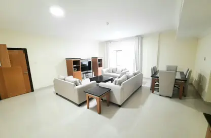Apartment - 3 Bedrooms - 2 Bathrooms for rent in Al Juffair - Capital Governorate