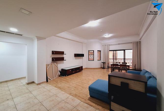 960787 - Property Image 2