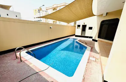 Villa - 5 Bedrooms - 6 Bathrooms for rent in Al Juffair - Capital Governorate