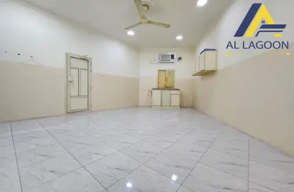 Apartment - Studio - 1 Bathroom for rent in Muharraq - Muharraq Governorate