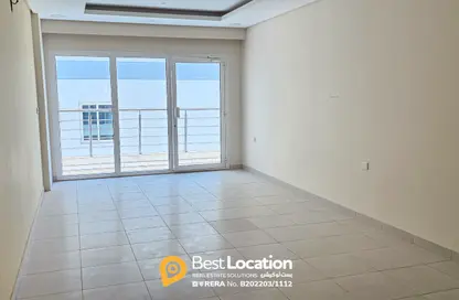 Apartment - 2 Bedrooms - 3 Bathrooms for rent in Hidd - Muharraq Governorate
