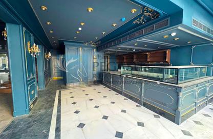 Retail - Studio - 7+ Bathrooms for rent in Seef - Capital Governorate