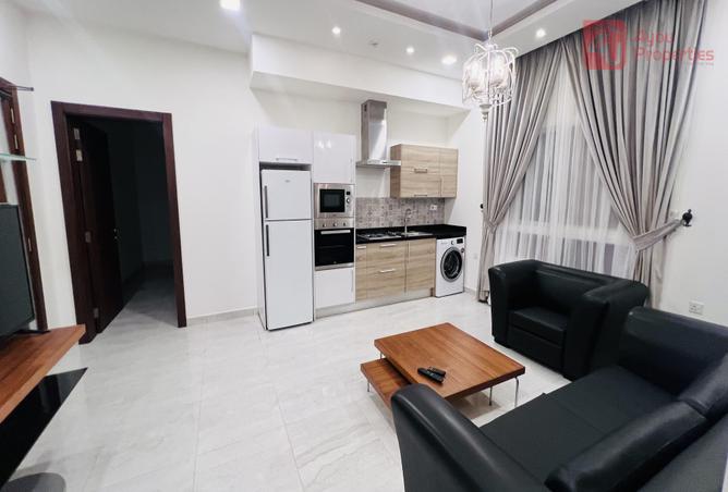 971733 - Property Image 2