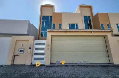 Villa - 4 Bedrooms - 5 Bathrooms for sale in Hamala - Northern Governorate
