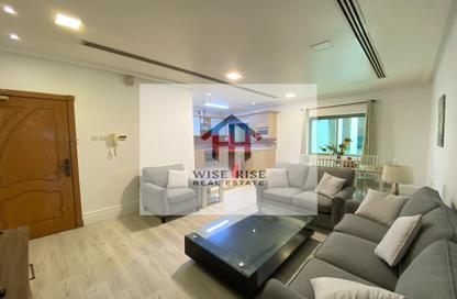 Apartment - 2 Bedrooms - 2 Bathrooms for rent in Mahooz - Manama - Capital Governorate