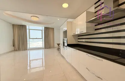 Apartment - 1 Bedroom - 2 Bathrooms for sale in Al Juffair - Capital Governorate