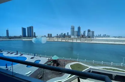 Apartment - 3 Bedrooms - 4 Bathrooms for rent in Reef Island - Capital Governorate