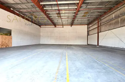 Warehouse - Studio - 1 Bathroom for rent in Hidd - Muharraq Governorate