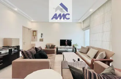 Apartment - 2 Bedrooms - 2 Bathrooms for rent in Al Juffair - Capital Governorate