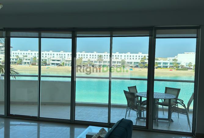 970857 - Property Image 2