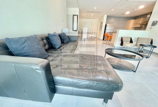 977734 - Property Image 2