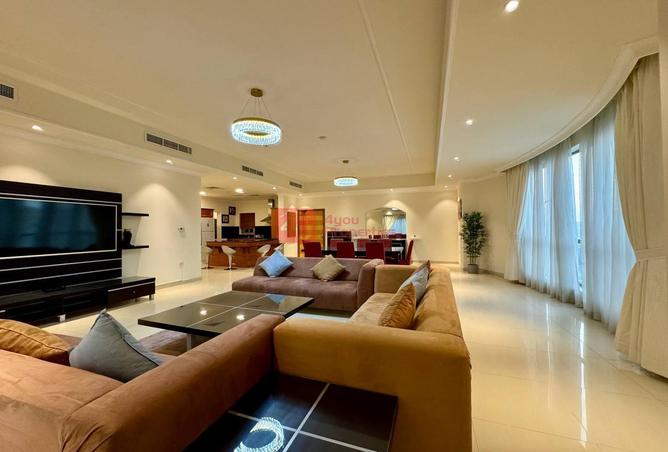 975732 - Property Image 2