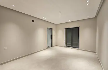 شقة - 3 غرف نوم - 4 حمامات للبيع في الحد - المحرق